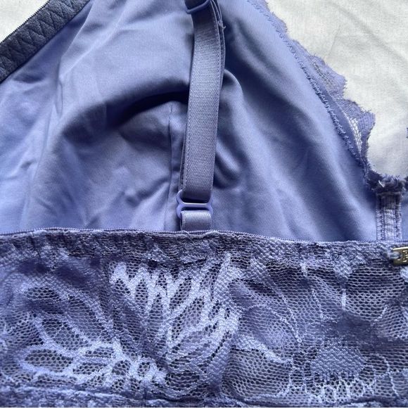 Victoria’s Secret PINK - Light Purple Lace Bralette - Size Medium - Picture 3 of 8